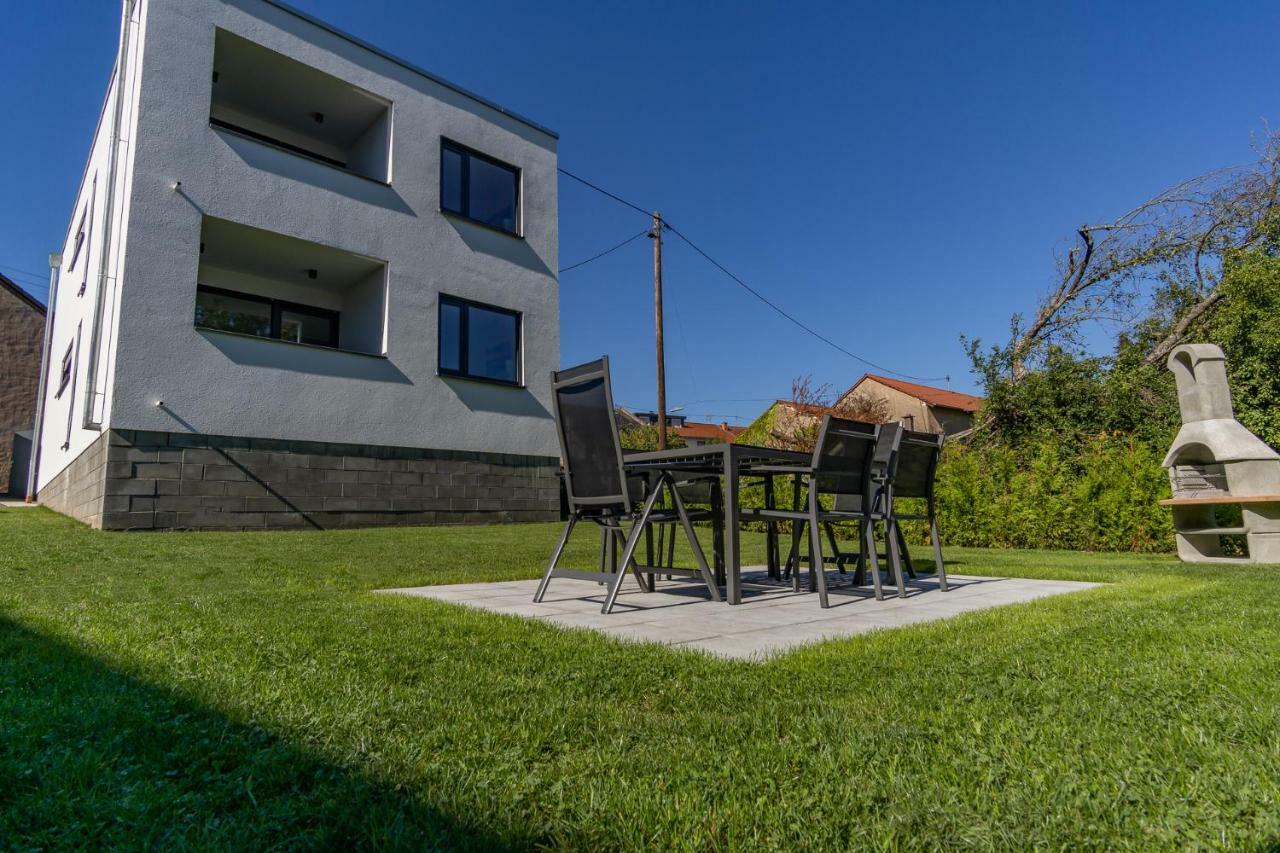 Ferienwohnung Dorfbrunnen Merzig Exteriér fotografie